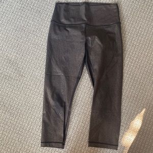 Lululemon cropped leggings size 8